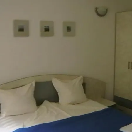 Pensionat For Guests Bakhus