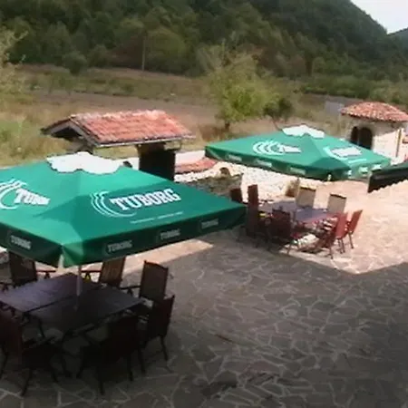 For Guests Bakhus Pensionat 3*